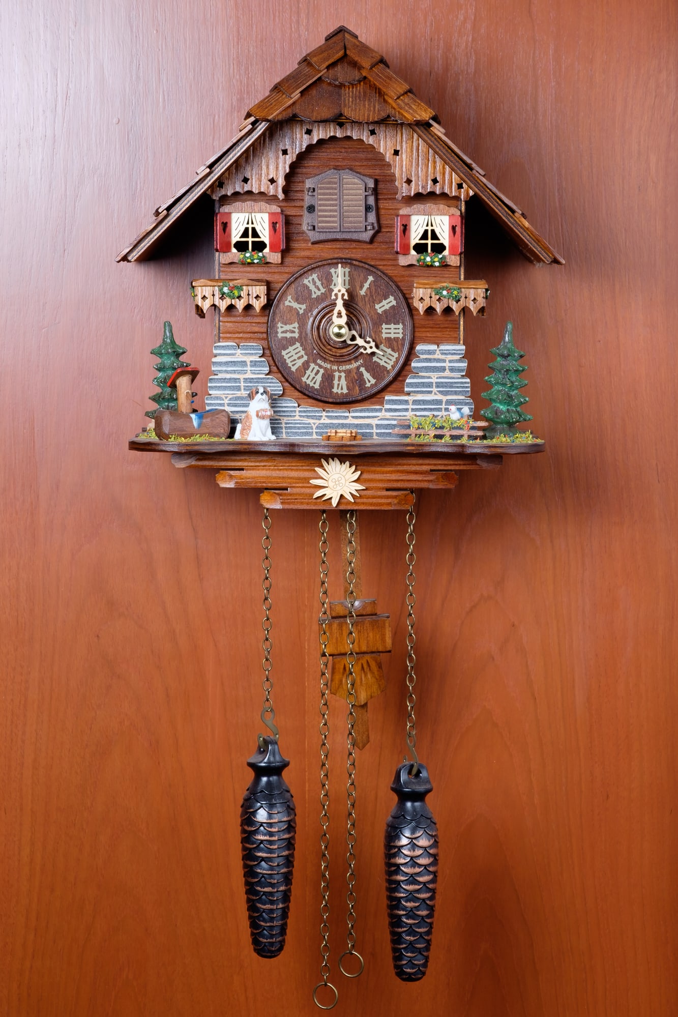 Cuckoo Clock Not Working With Pendulum What Is The Cause? (March 2024)