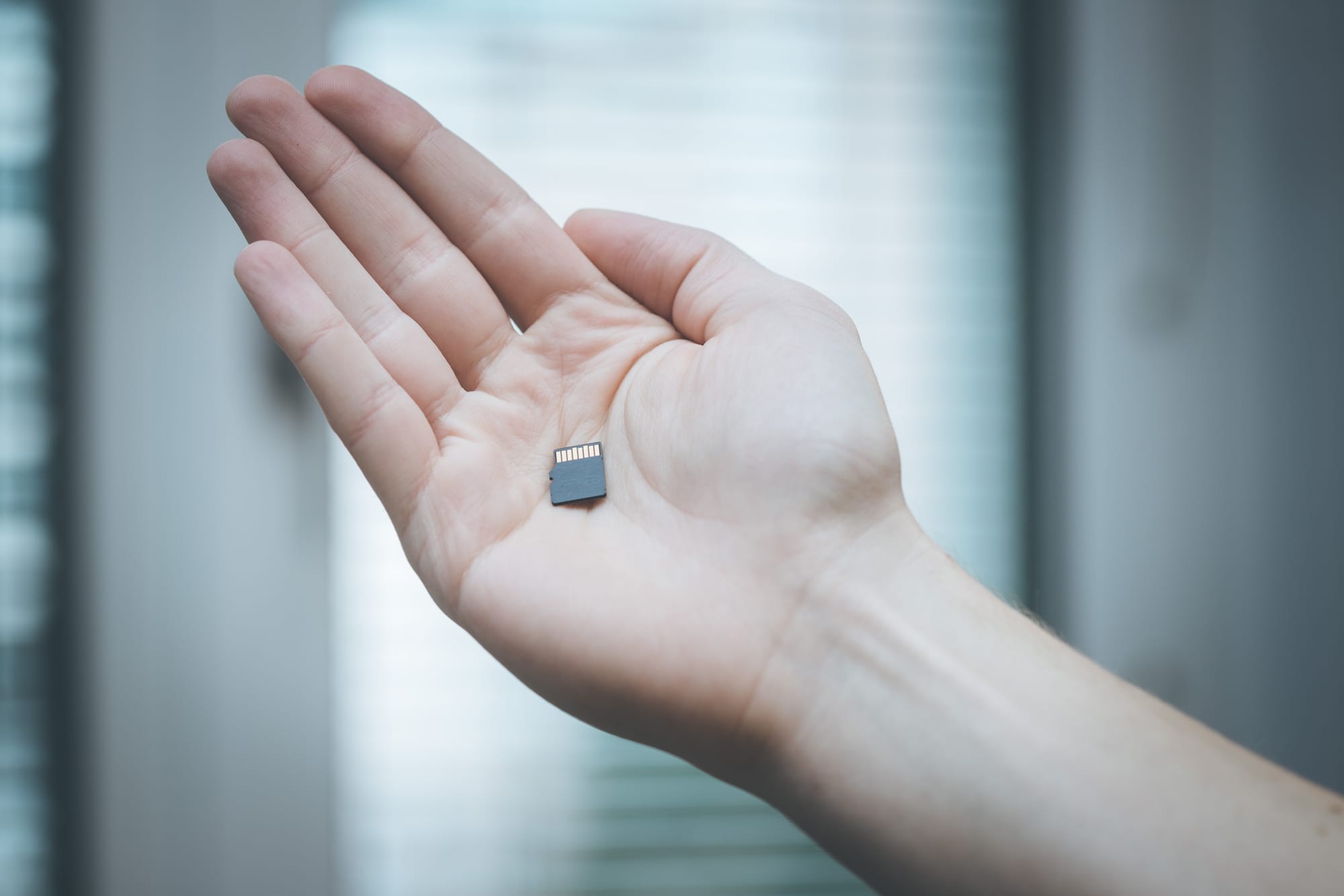 Why Is My SD Card Reader For iPhone Not Working?