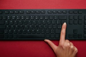 L Button on Keyboard Not Working [Troubleshooting Guide] (June 2023)